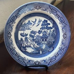 Churchill Blue Willow Dinner Plate